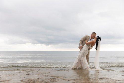 carousel-hero-element image-3