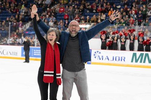 mobile - carousel-hero-element image-14